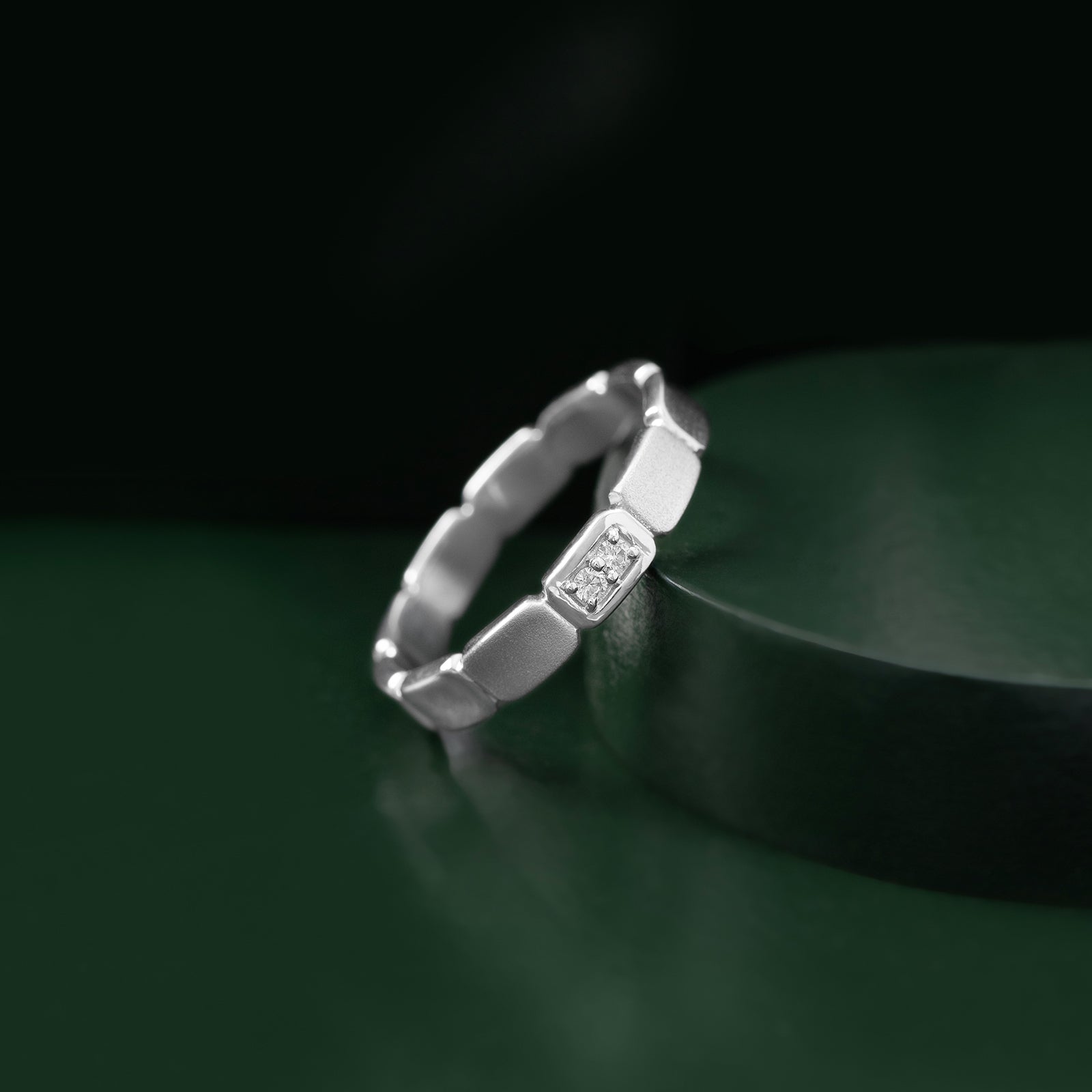The Hexa-Link Men Diamond Ring