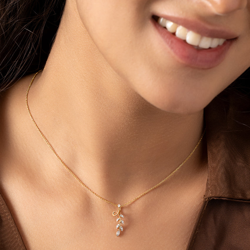 Dropping Leaf Gold Diamond Pendant