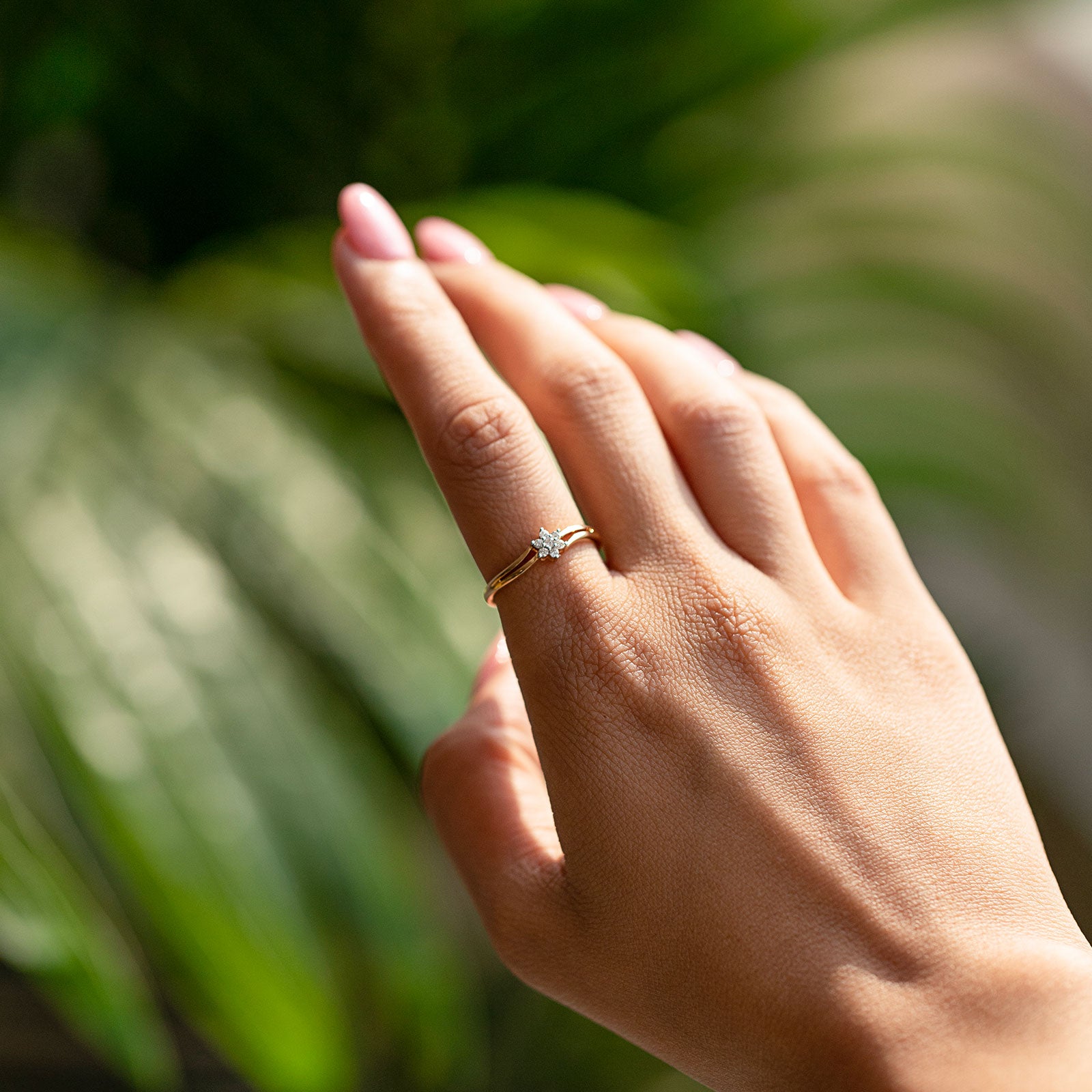 Star Gold Diamond Ring