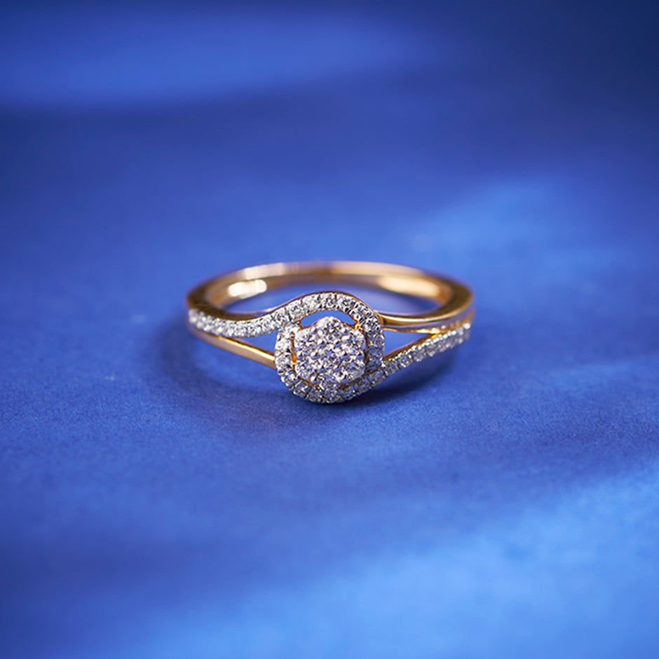 Cluster Gold Diamond Ring