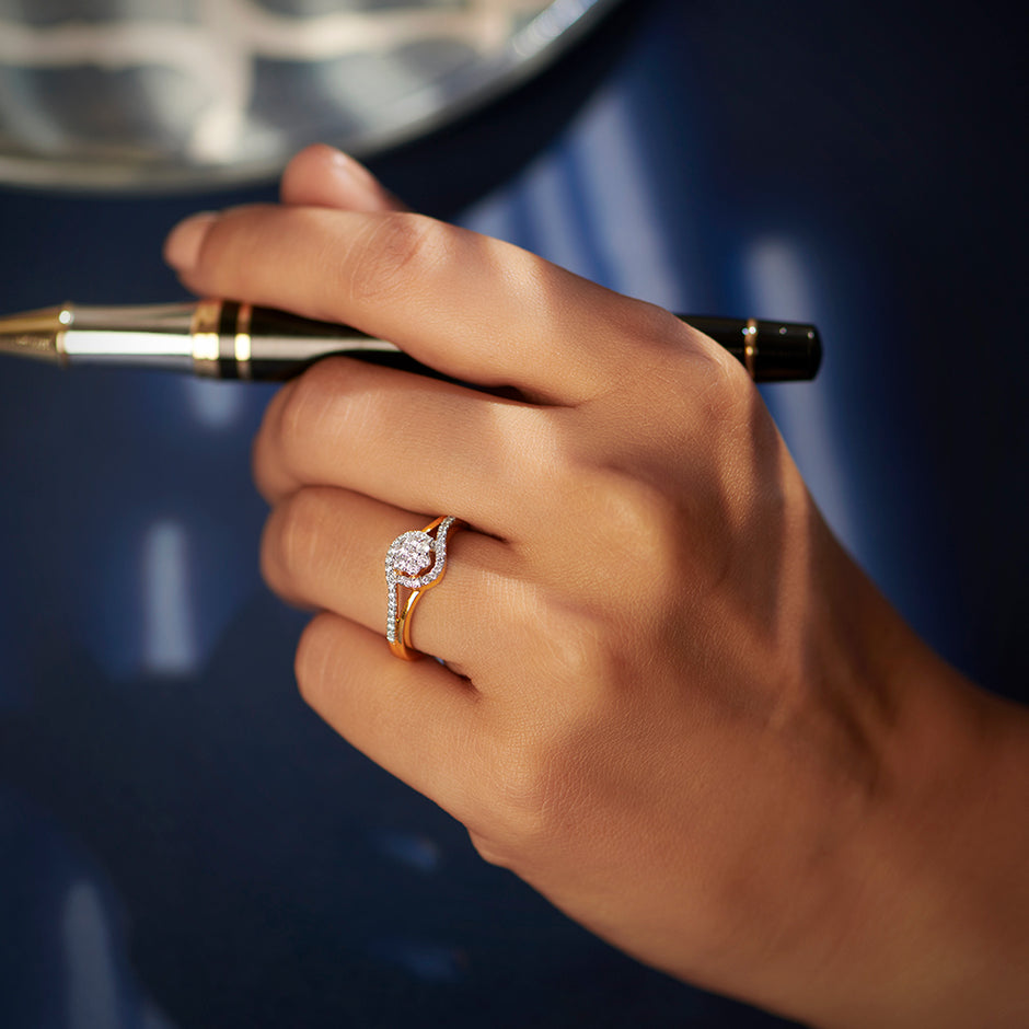 Cluster Gold Diamond Ring
