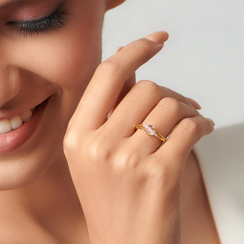 Infinity Ripple Gold Diamond Ring
