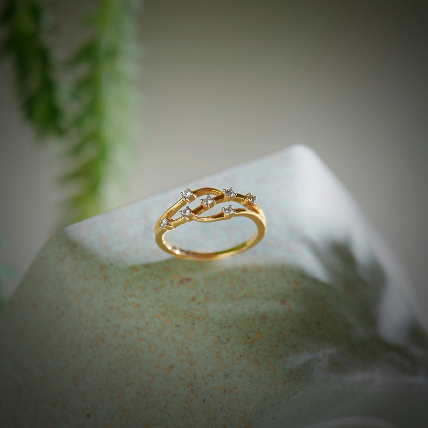 Wave Gold Diamond Ring